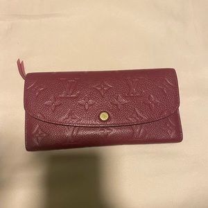 Louis Vuitton Sarah Wallet